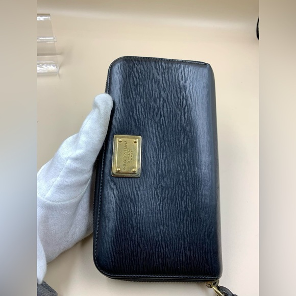 Dolce & Gabbana Wallet - Picture 2 of 5